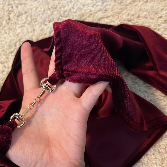 Red Cover-up - Picture 3 of 3